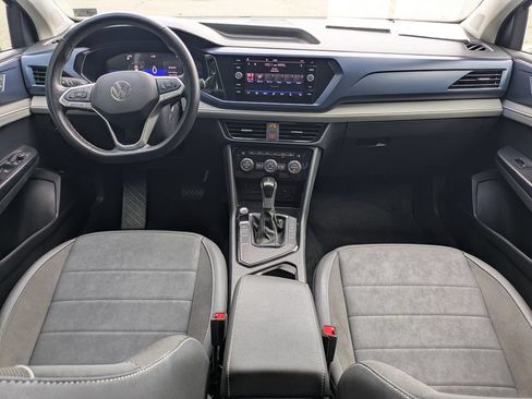 Certified 2024 Volkswagen Taos SE FWD image 15