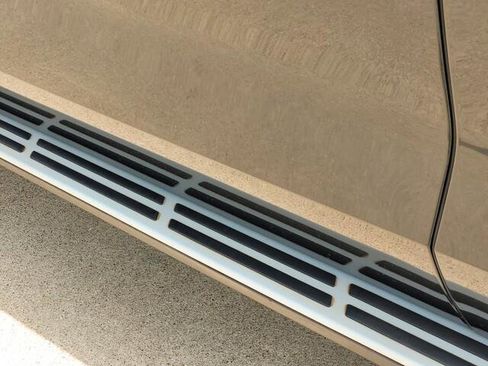 Certified 2023 BMW X5 sDrive40i image 11