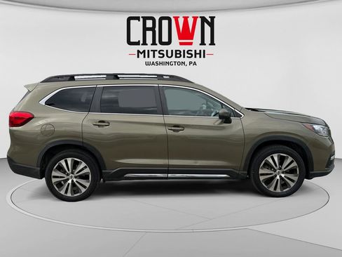 Used 2022 Subaru Ascent Limited AWD/4WD image 2