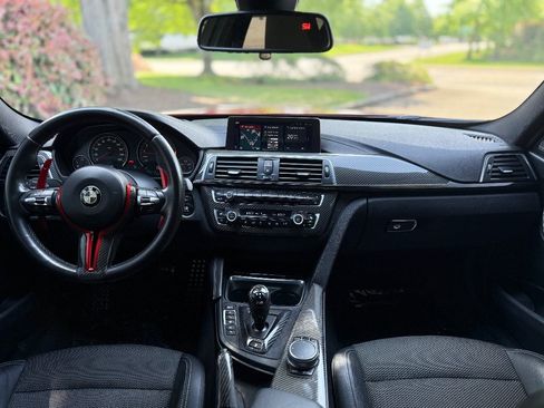 Used 2018 BMW M3 RWD image 28
