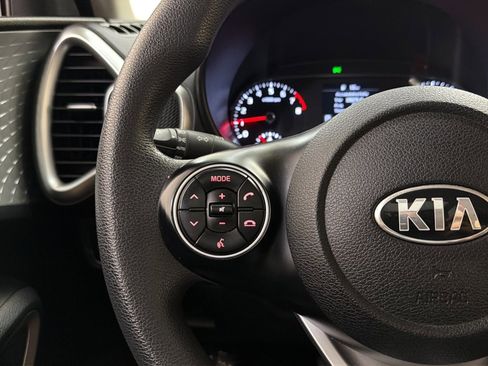 Used 2021 Kia Soul LX image 27