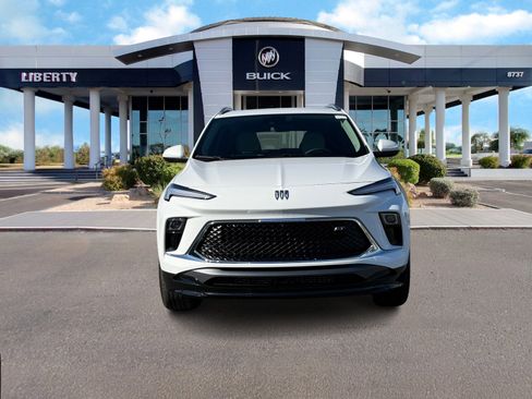 Used 2025 Buick Encore GX Sport Touring w/ Advanced Technology Package image 4