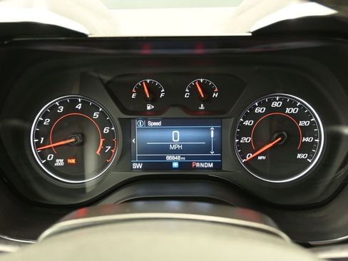 Used 2023 Chevrolet Camaro LT RWD image 19
