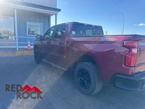 Used 2020 Chevrolet Silverado 1500 LT Trail Boss AWD/4WD image 15