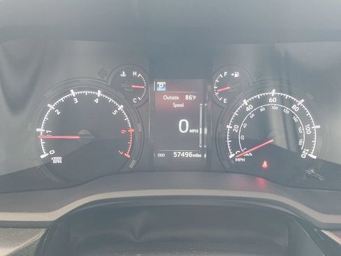 Used 2024 Toyota 4Runner SR5 RWD image 21