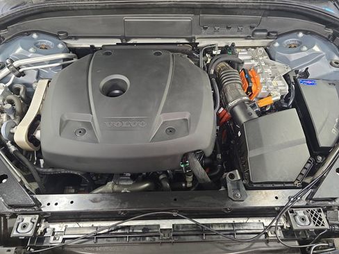 Used 2022 Volvo XC60 T8 Inscription w/ Advanced Package image 35