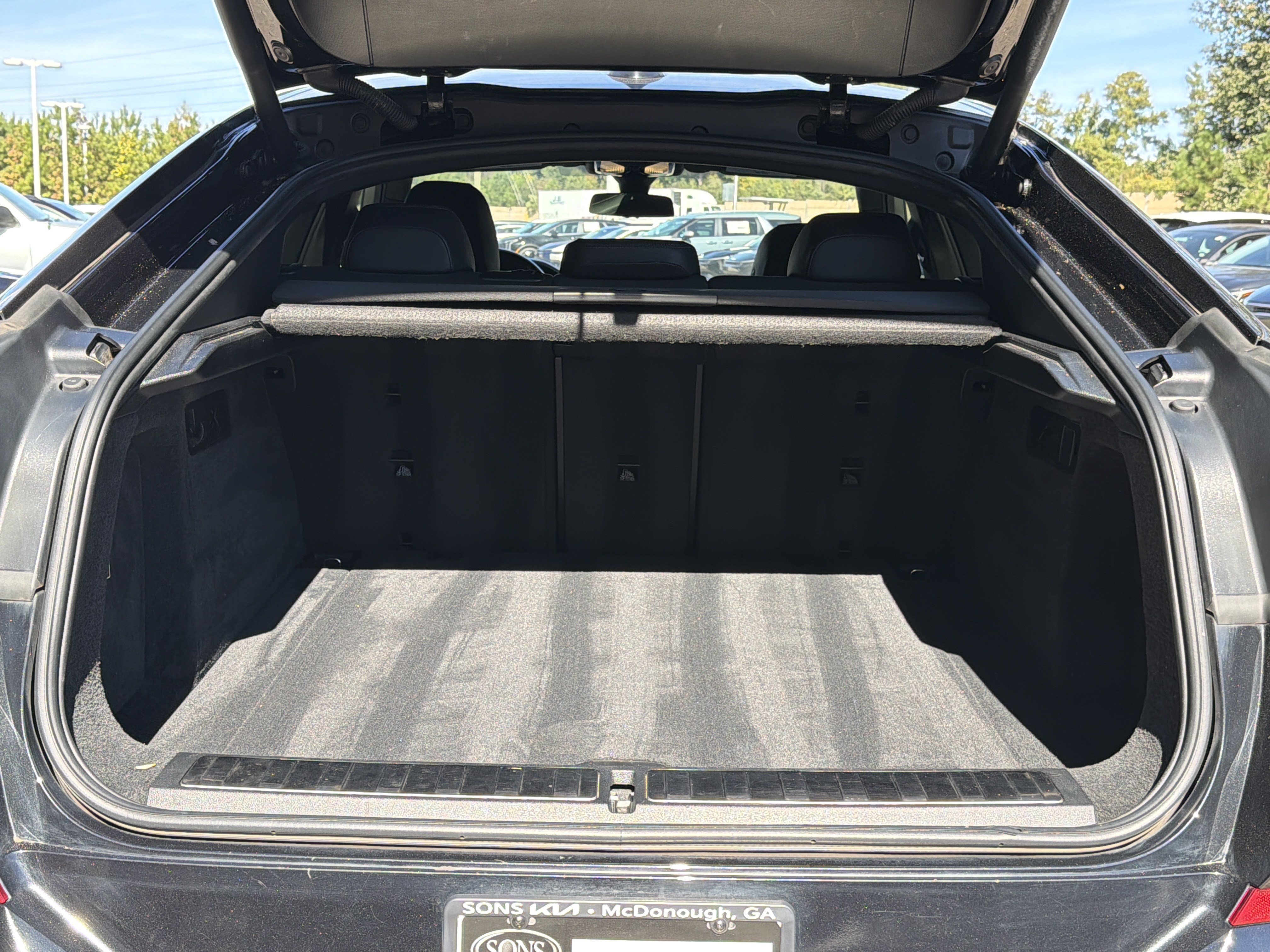 Used 2022 BMW X6 xDrive40i w/ M Sport Package AWD/4WD image 29