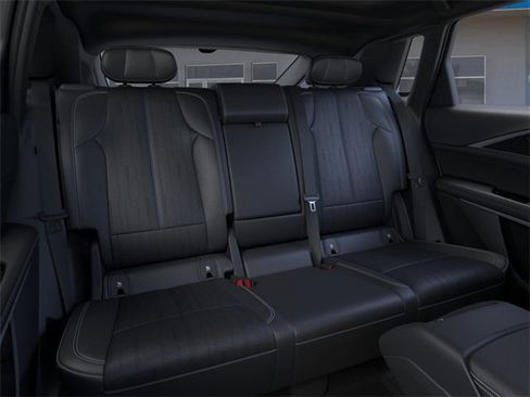 Used 2026 Cadillac Lyriq Luxury image 17