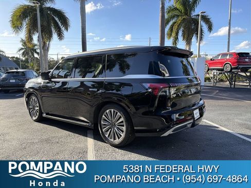 Used 2025 INFINITI QX80 Luxe RWD image 9