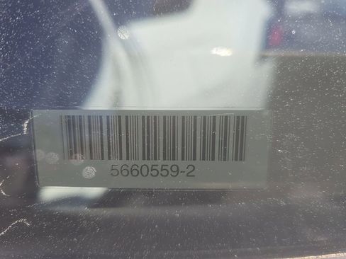 Used 2025 Toyota RAV4 XLE AWD/4WD image 7