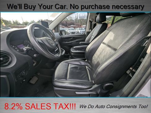 Used 2016 Mercedes-Benz Metris Passenger image 21