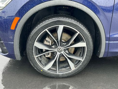 Used 2022 Volkswagen Tiguan SEL R-Line AWD/4WD image 13