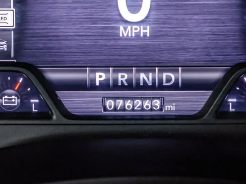 Used 2019 RAM 2500 Laramie w/ Black Appearance Package AWD/4WD image 19