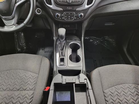 Used 2024 Chevrolet Equinox LT AWD/4WD image 18