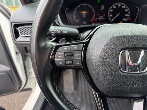 Used 2023 Honda Civic Sport image 17