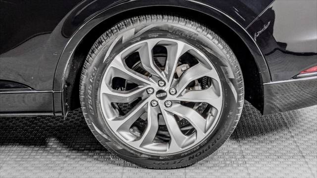 Used 2020 Lincoln Aviator Grand Touring w/ Equipment Group 302A AWD/4WD image 38