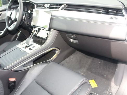 New 2026 Jaguar F-PACE R-Dynamic S image 24