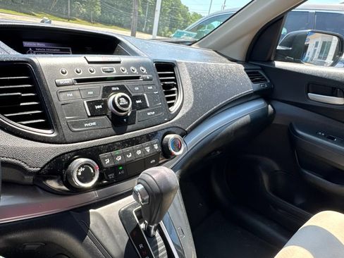 Used 2015 Honda CR-V LX image 3