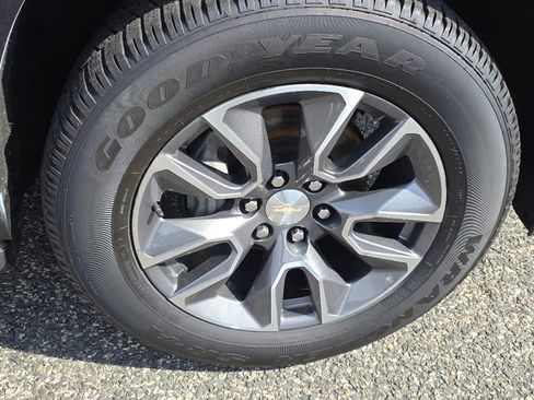 Certified 2023 Chevrolet Tahoe LS w/ Driver Alert Package image 15