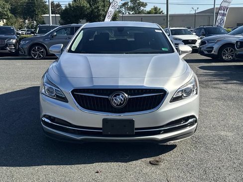Used 2019 Buick LaCrosse Essence FWD image 6