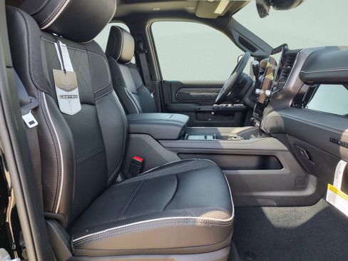 New 2026 RAM 3500 Limited image 31