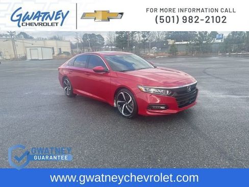 Used 2020 Honda Accord Sport image 3