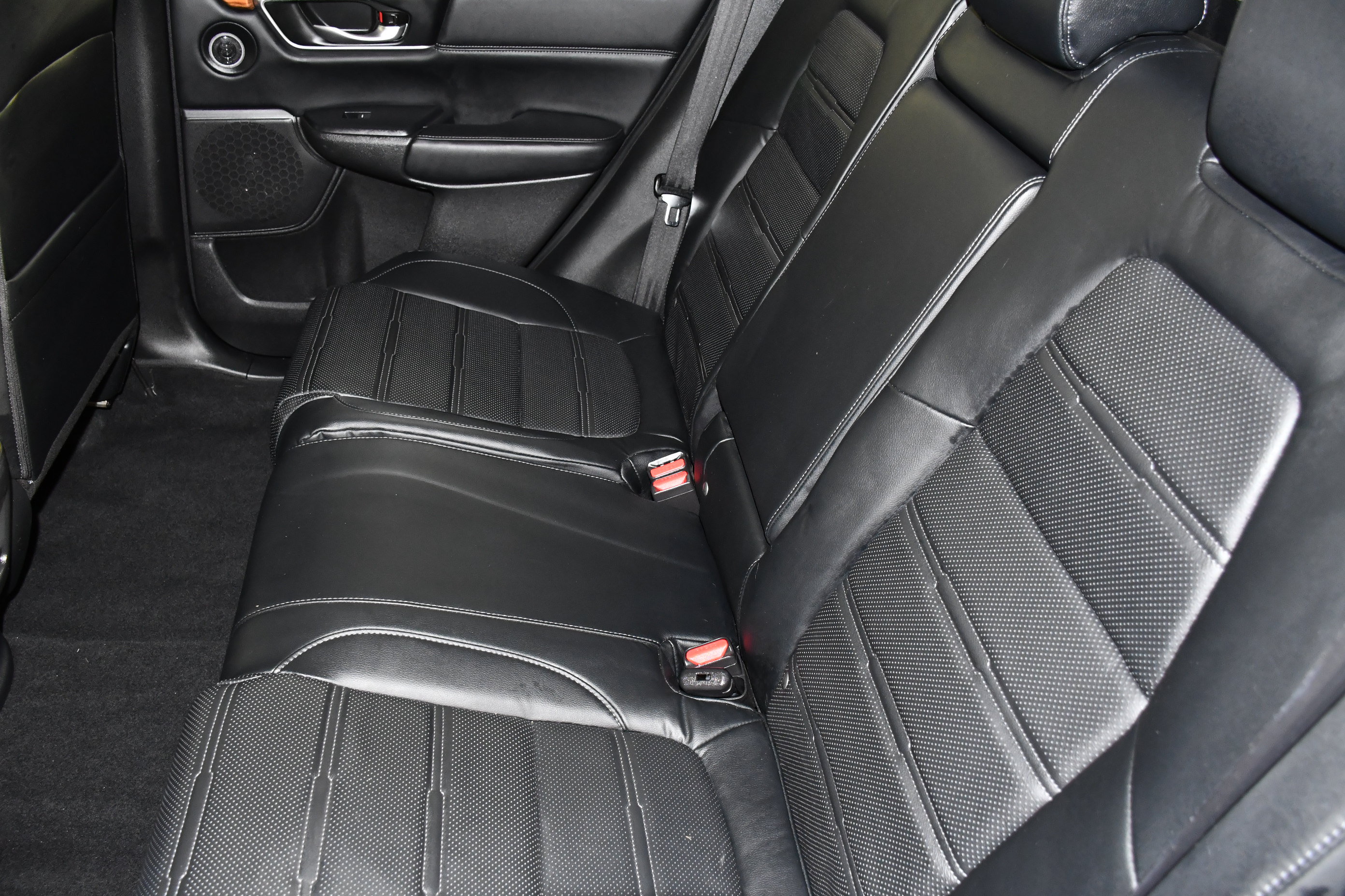 Used 2019 Honda CR-V Touring image 49