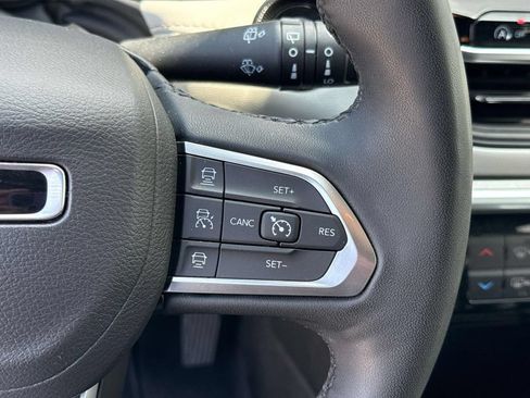 Used 2025 Jeep Compass Limited AWD/4WD image 22