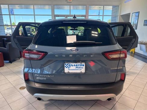 Used 2024 Ford Escape Platinum AWD/4WD image 10