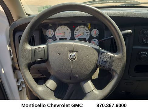 Used 2005 Dodge Ram 1500 Truck ST w/ SXT Value Group RWD image 13