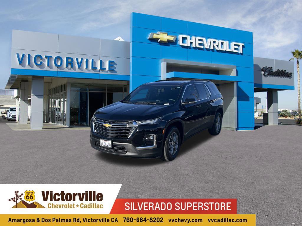 Used 2023 Chevrolet Traverse LT FWD image 1