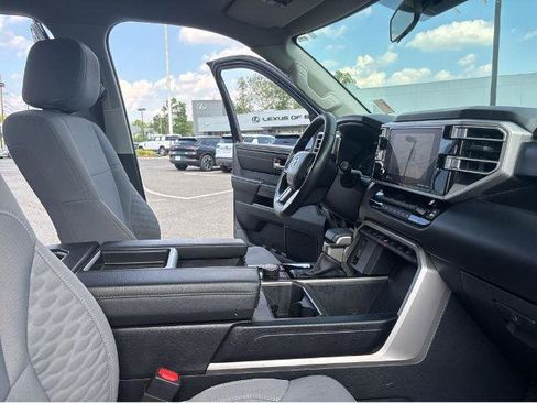 Used 2024 Toyota Tundra SR5 AWD/4WD image 30