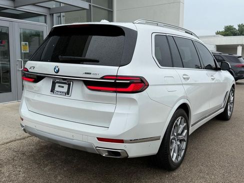 Used 2024 BMW X7 xDrive40i w/ Premium Package AWD/4WD image 3