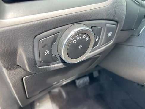 Used 2023 Ford Edge SEL AWD/4WD image 16