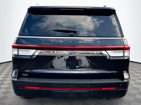 Used 2024 Lincoln Navigator Reserve w/ Equipment Group 201A image 7