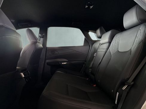 Used 2025 Lexus RX 350 FWD w/ Technology Package image 24