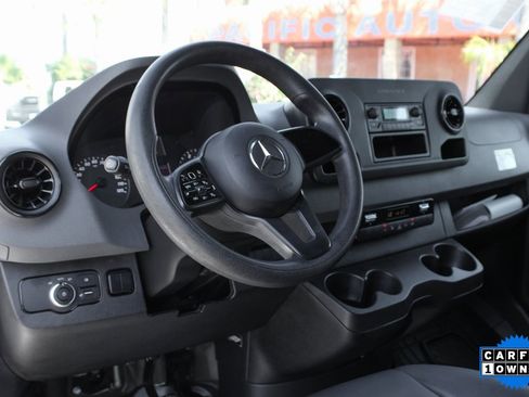 Used 2021 Mercedes-Benz Sprinter 144 Cargo image 14