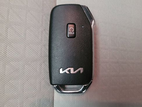 Used 2023 Kia Soul GT-Line image 32