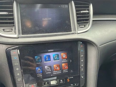 Used 2023 INFINITI QX50 Luxe FWD image 3