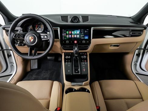 New 2026 Porsche Macan AWD image 20