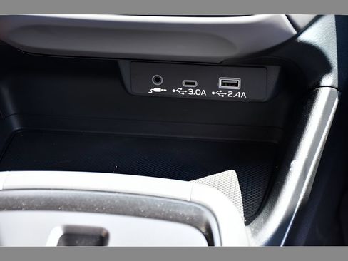 Certified 2026 Subaru Crosstrek 2.5i Premium AWD/4WD image 32