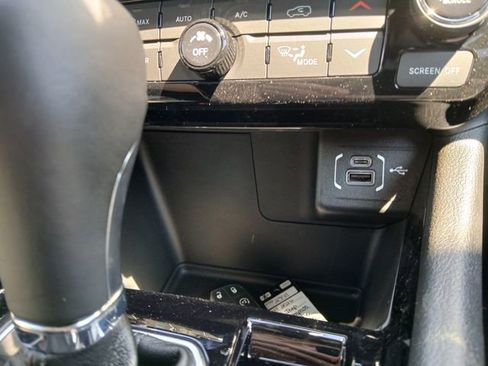 New 2026 Jeep Compass Limited AWD/4WD image 28