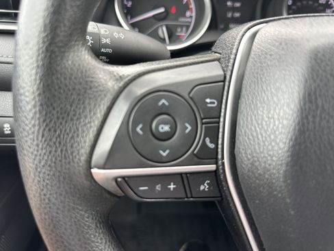 Used 2024 Toyota Camry LE FWD image 28