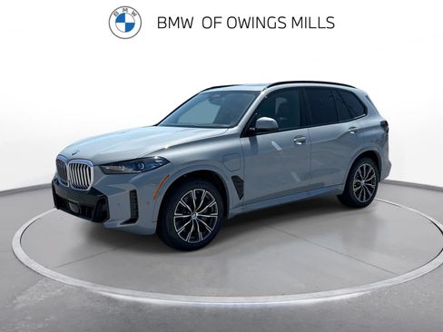 New 2026 BMW X5 xDrive50e w/ M Sport Package AWD/4WD image 1