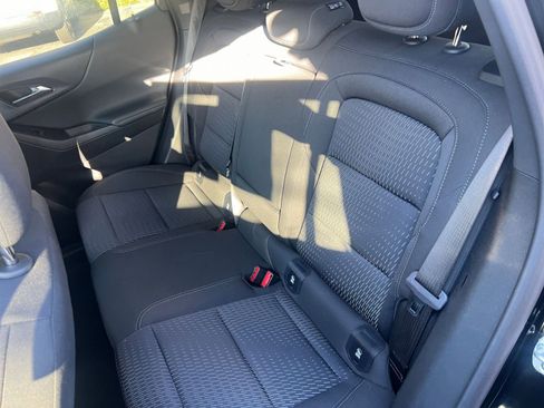 Used 2025 Chevrolet Equinox LT image 34