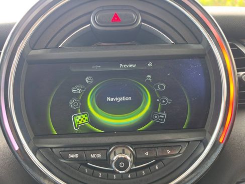 Used 2015 MINI Cooper S FWD image 50