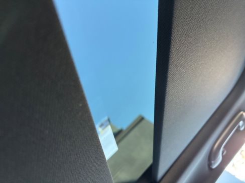 Used 2025 Genesis G80 3.5T Sport image 19