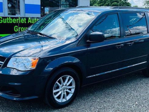Used 2014 Dodge Grand Caravan SXT FWD image 14