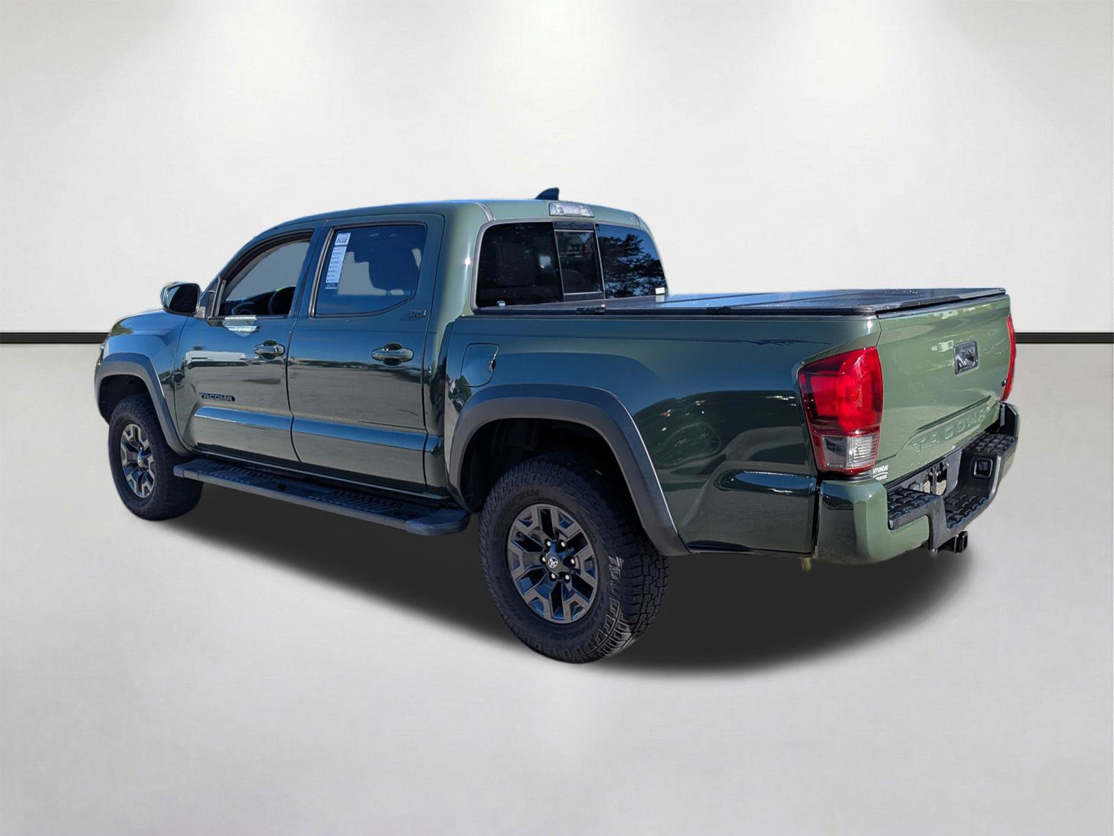 Used 2021 Toyota Tacoma SR5 w/ Trail Edition RWD image 6
