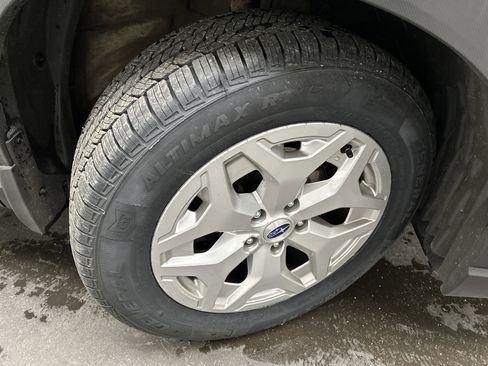Used 2019 Subaru Forester w/ Alloy Wheel Package AWD/4WD image 10